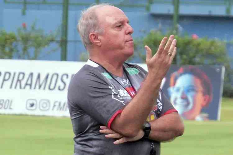Prximo rival do Atltico, Tupynambs perde tcnico aps uma rodada do Mineiro